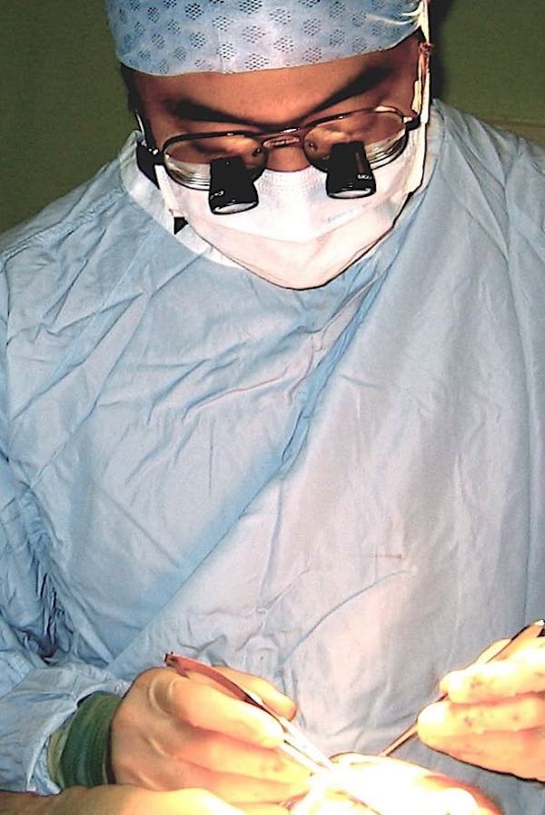 Mr David Cheung Eye Surgeon